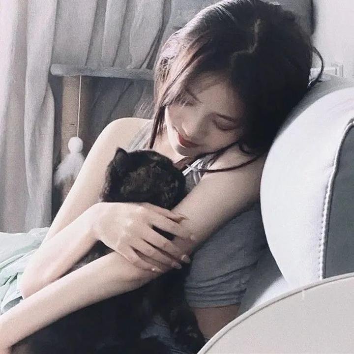 甜蜜的艾玛,亲爱的芭比